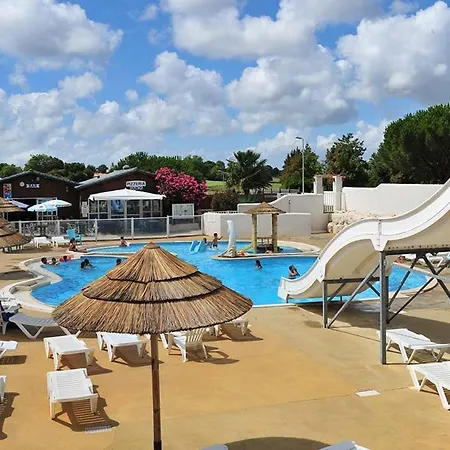 Mobil Parfait Etat Sur Camping * Arvert
