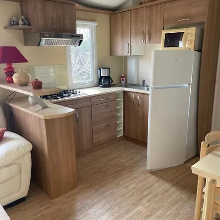 Mobil Parfait Etat Sur Camping * Arvert